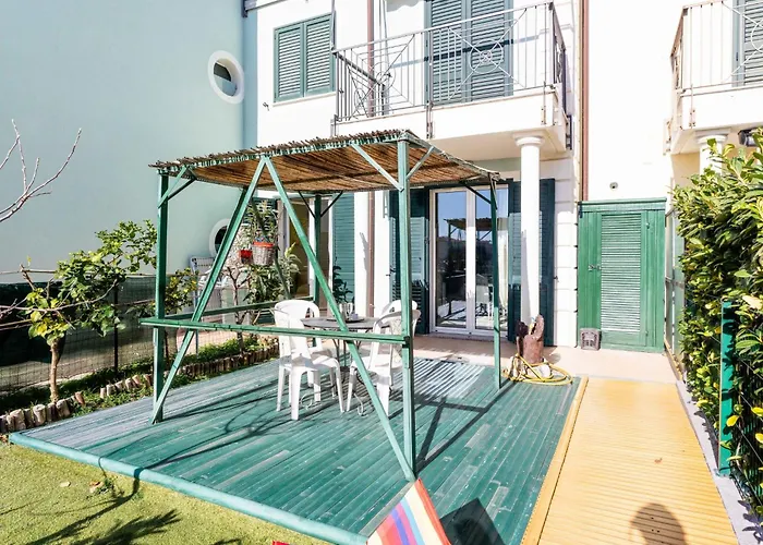 Azzurra By Interhome Апартаменты *